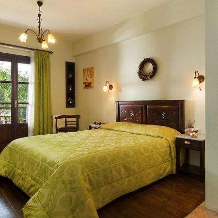 Aparthotel Fretzato Eláti Pokój zdjęcie